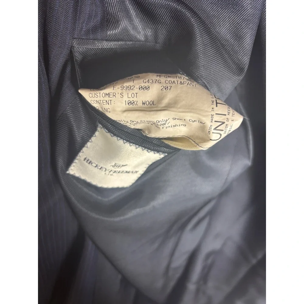 Hickey Freeman Mens 42L Navy Blue Pinstripe 100% Wool 2-Button Blazer Sport Coat